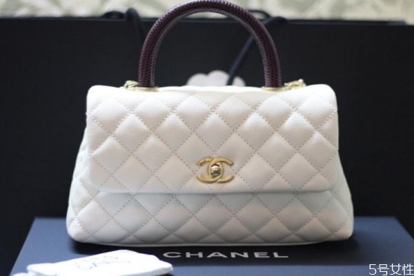 白色包变黄怎么处理,发黄的包包怎么才能变白