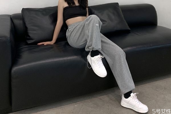 卫裤被勾破洞了可以补吗,卫裤破洞怎么补