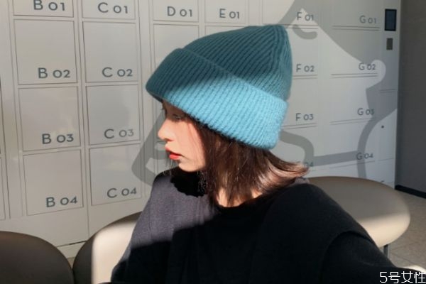 毛线帽子老是掉怎么办,毛线帽戴不住总掉 毛线帽子老是掉怎么办,毛线帽戴不住总掉