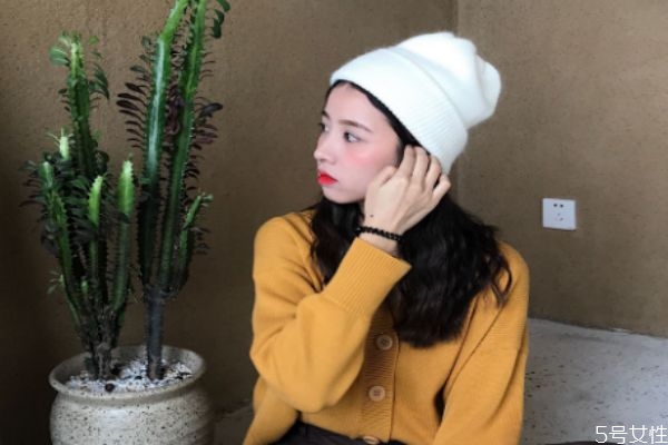 毛线帽子太紧了怎样变松,毛线帽子紧怎样可以松