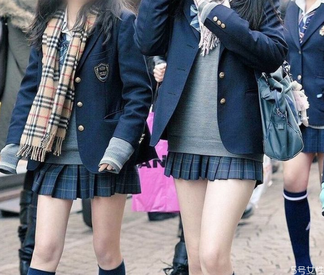 冬天怎么穿jk短裙可以穿棉裤,冬天怎么搭jk裙