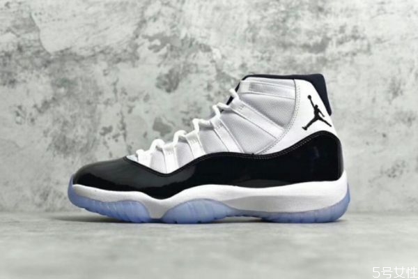 aj11水晶底一般多久氧化,aj11鞋底多久氧化