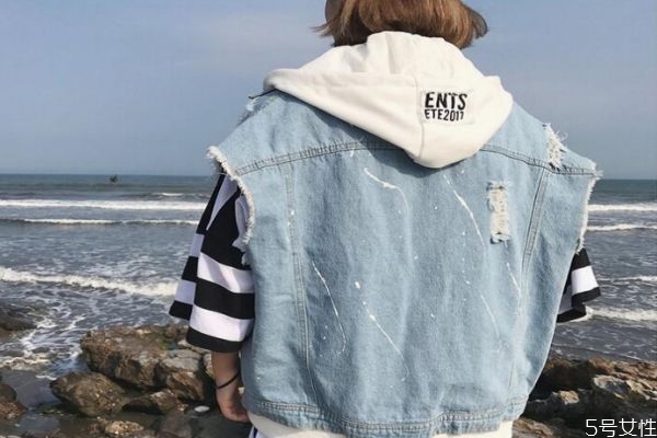 牛仔外套发黄干洗店可以去黄吗,牛仔外套洗完发黄