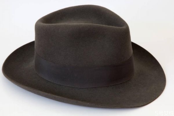 礼帽颜色怎么选,礼帽的款式