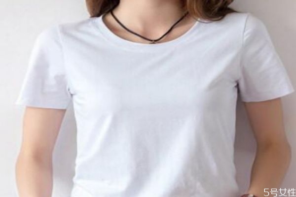 怎样去除白衣服上的黄斑,白色衣服有黄斑怎么洗白小妙招