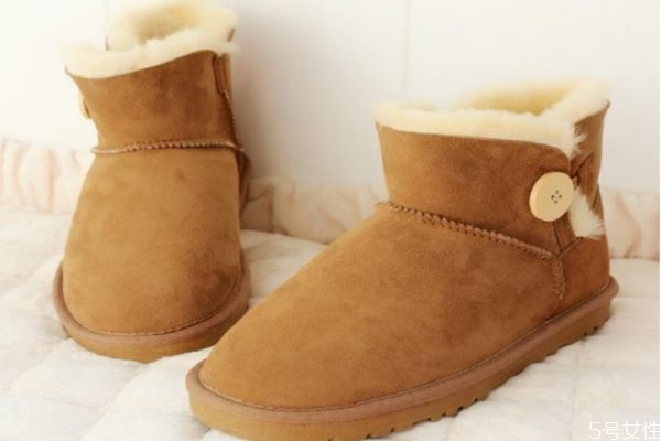 雪地靴臭了怎么洗,雪地靴臭味怎么去除