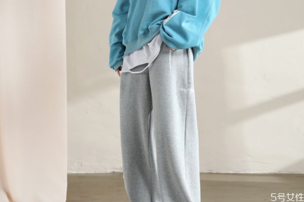 冬天阔腿裤怎么搭配上衣和鞋子图片,阔腿裤怎么搭配上衣和鞋子图片