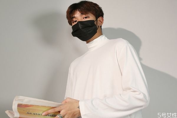 bb霜沾到衣服怎么清洗,衣服上搞到了bb霜,用什么洗?