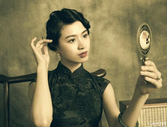 旗袍如何穿,日常穿旗袍的注意事项