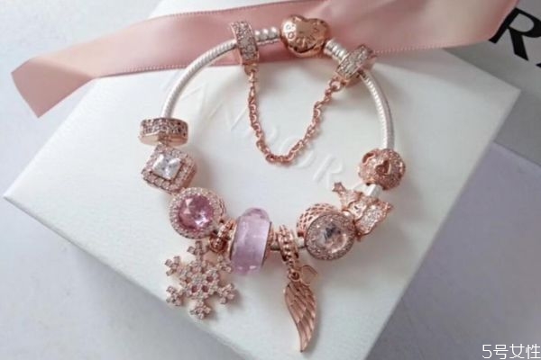 潘多拉哪个颜色最火,潘多拉最经典的颜色