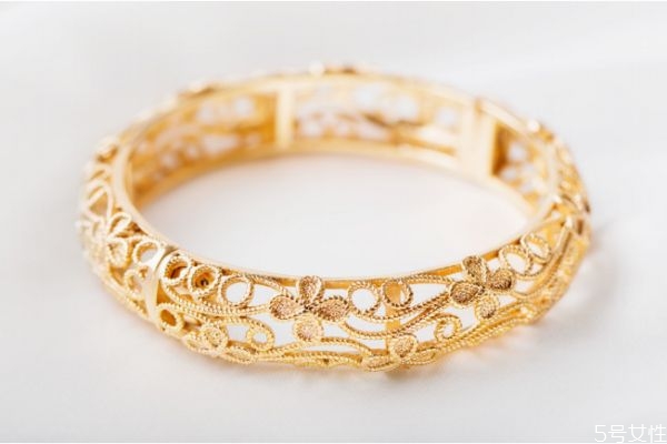 黄金用什么洗的干净又亮,黄金清洗方法