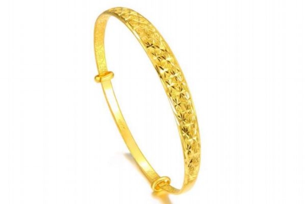 黄金不亮了自己怎么洗,黄金在家怎么清洗干净,光亮