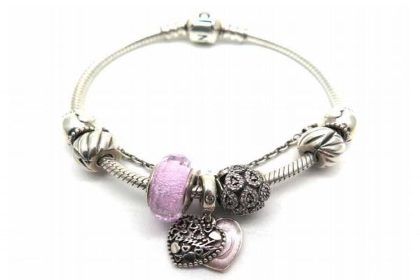 潘多拉手镯和手链哪个好,潘多拉手链好看还是手镯好看