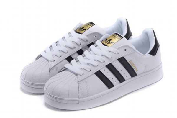 贝壳头为什么会发黄,正版贝壳头会不会变黄