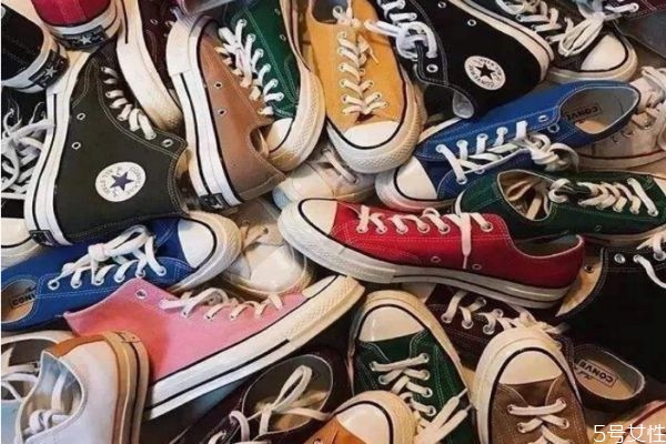 匡威鞋盒怎么看真假图片,匡威鞋垫怎么看真假