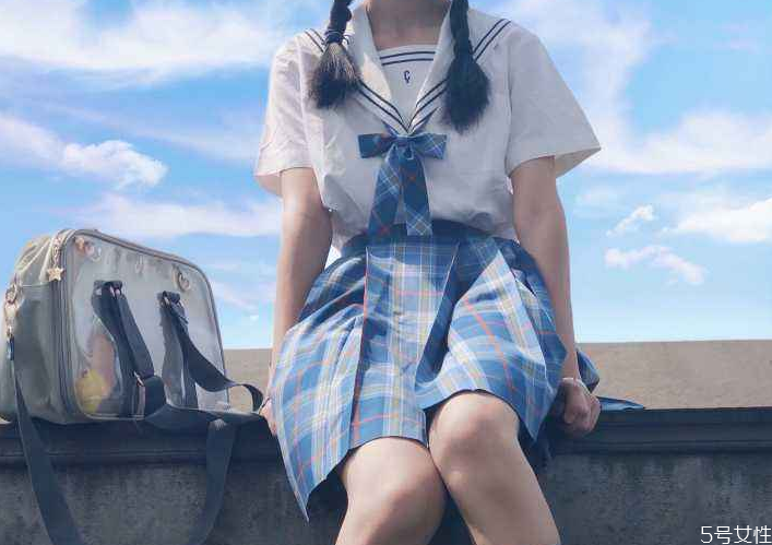 为什么jk突然火了,为什么今年jk这么火