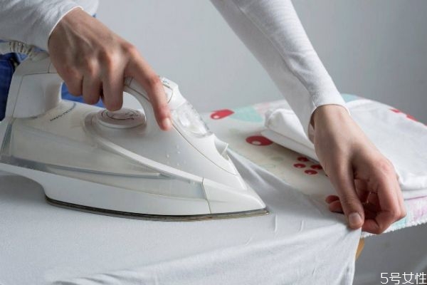 纯棉T恤怎么熨烫,t恤怎么熨烫
