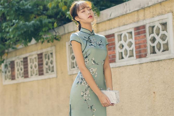 旗袍穿什么鞋好看图片,旗袍搭配什么鞋子好看图片