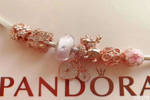 潘多拉手链一般穿几颗珠子,潘多拉手链长度