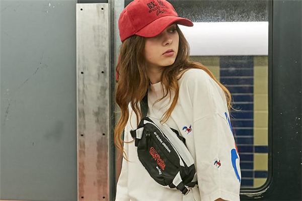 法国公鸡冠军是什么牌子,公鸡品牌叫什么名字 法国公鸡冠军是什么牌子,公鸡品牌叫什么名字