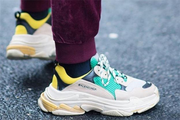 小个子适合穿老爹鞋子吗?,个子高的人穿老爹鞋好看吗