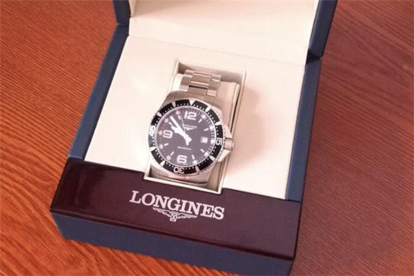 浪琴康卡斯属于什么档次,浪琴康卡斯系列适合商务