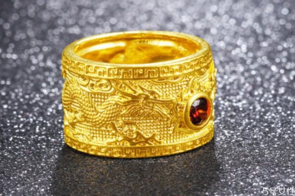 黄铜戒指多久会掉色,铜戒指会不会掉色