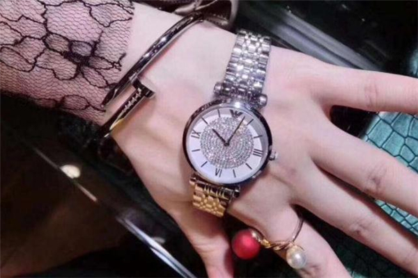 阿玛尼黑满天星真假对比,阿玛尼满天星怎么看真假