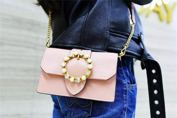 miumiu算一线奢侈品吗,miumiu算一线奢侈品吗圣罗兰