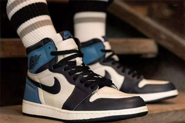 aj1的鞋垫可以拆吗,aj1的鞋垫能拿出来吗拆了能退吗