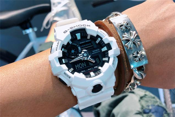 卡西欧的太阳能手表没有电了怎么办,卡西欧手表没有太阳怎么充电