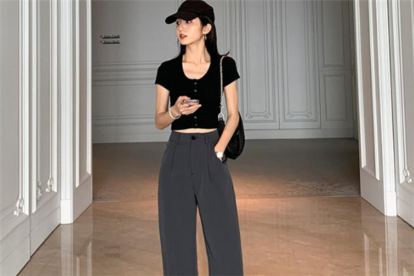 阔腿裤里面穿什么秋裤,冬天穿阔腿裤里面要穿秋裤吗