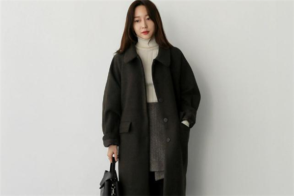 草莓型身材适合什么衣服,草莓型身材适合的上衣