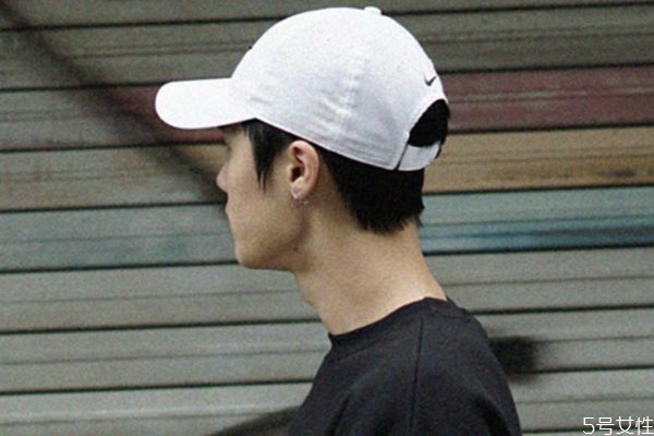 鸭舌帽变形了怎么办?,鸭舌帽前面变形了怎么办