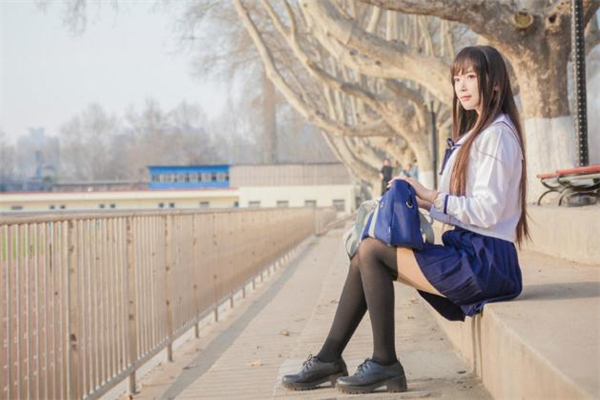 Jk裙子的定位线怎么拆,你不会还不知道吧,jk裙子上的定位线怎么拆