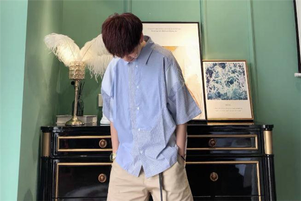 蓝色衬衫配什么颜色裤子好看,蓝色衬衫配什么颜色最搭