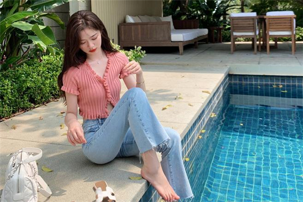 h型身材适合穿哪种裙子,H型身材适合穿直筒裤吗