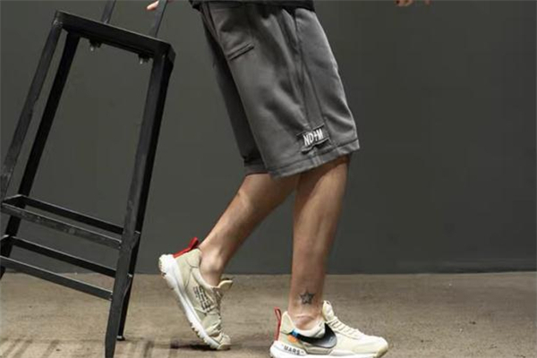 各种颜色的短裤,什么颜色的休闲裤百搭