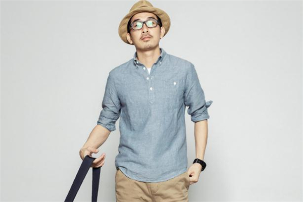 日系衬衫怎么搭配,日系衬衫搭配什么裤子