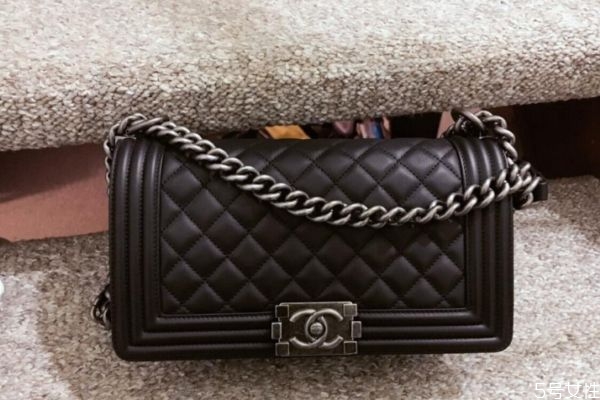 香奈儿包包有哪些经典款式,香奈儿包包经典款式大全 香奈儿包包有哪些经典款式,香奈儿包包经典款式大全