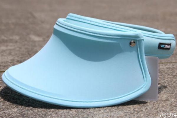 什么帽子防晒效果最好,什么颜色帽子防晒效果好