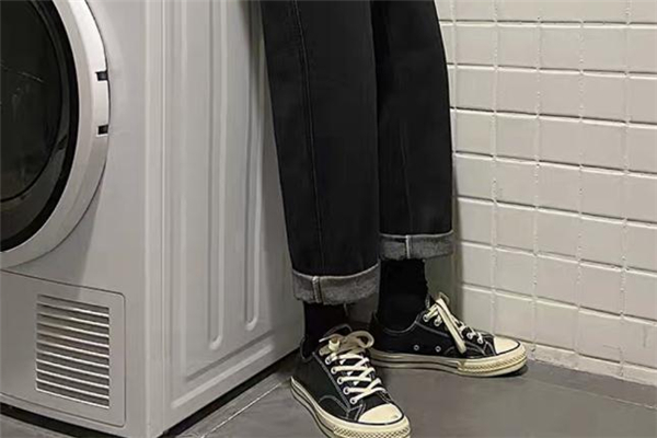 男士直筒牛仔裤,男款直筒牛仔裤