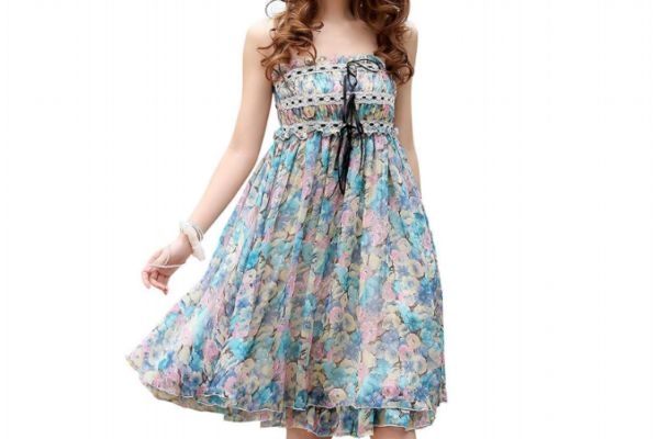 碎花吊带裙怎么搭配衣服图片,碎花吊带连衣裙怎么搭配 碎花吊带裙怎么搭配衣服图片,碎花吊带连衣裙怎么搭配