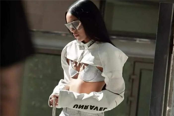 danielle guizio专柜,guidi是哪个国家的牌子