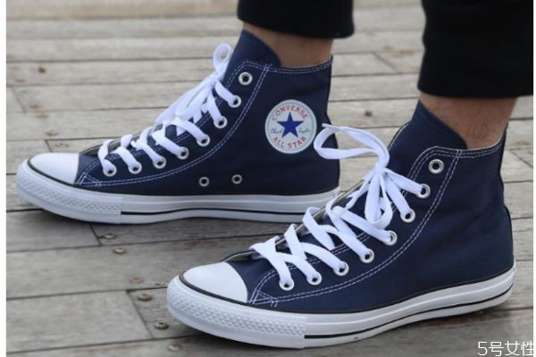 匡威帆布鞋如何清洗干净,匡威的帆布鞋怎么清洗