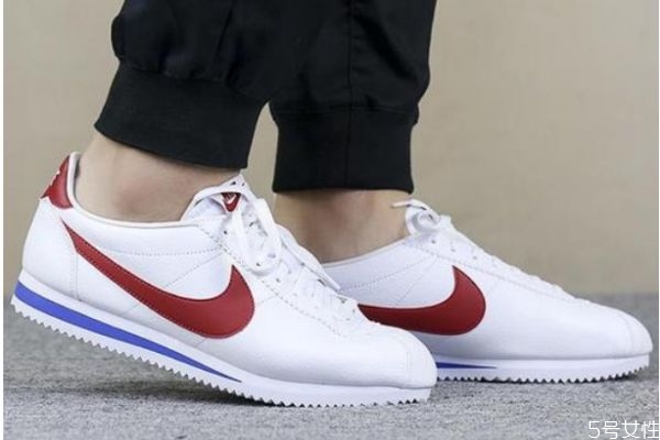 阿甘鞋和鬼冢虎哪个舒服,鬼冢虎阿甘鞋怎么样