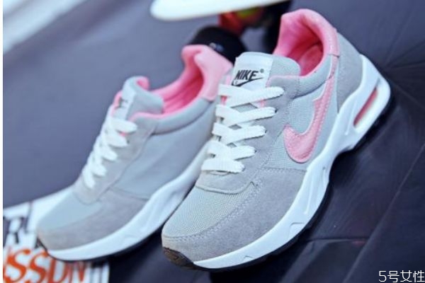 阿甘鞋怎么看真假,真假阿甘鞋对比