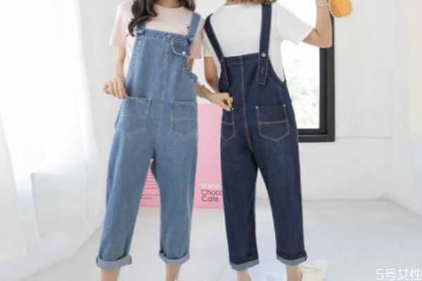 牛仔背带裤适合什么身材穿?,背带裤适合什么身材的人穿 牛仔背带裤适合什么身材穿?,背带裤适合什么身材的人穿