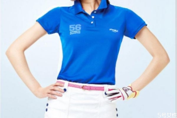 蓝色短袖怎么搭配裤子男生,蓝色短袖搭配什么裤子