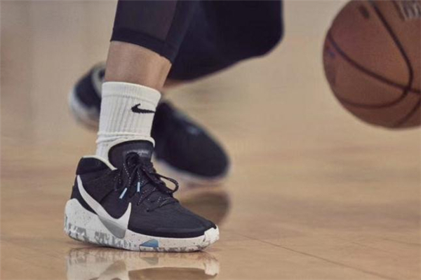 kd13是不是全掌气垫,kd13前掌气垫